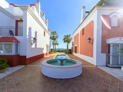 Town House for sale in Bahia de Marbella, Marbella East