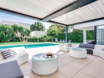 Villa for sale in Marbella - Puerto Banus