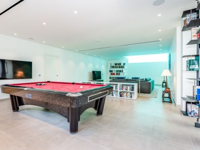 Villa for sale in Marbella - Puerto Banus