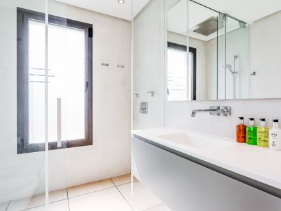 Villa for sale in Marbella - Puerto Banus