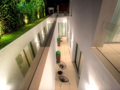 Villa for sale in Marbella - Puerto Banus