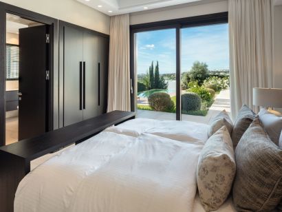 Villa for sale in Nueva Andalucia, Marbella