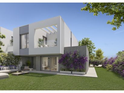 Semi Detached House for sale in Elviria, Marbella East