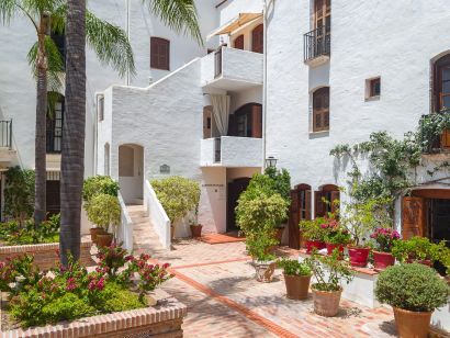 Apartment for sale in Marbella Golden Mile