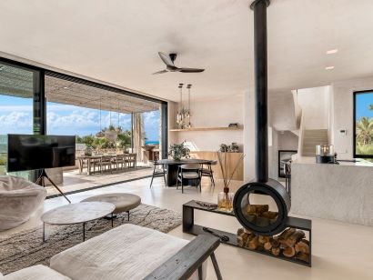 Villa for sale in Marbesa, Marbella East