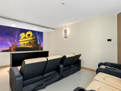 Villa for sale in La Quinta, Benahavis