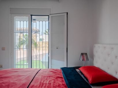 Villa zu verkaufen in Rio Real, Marbella Ost