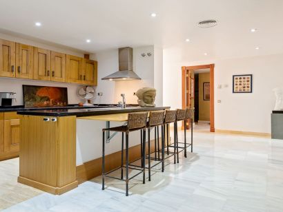 Villa for sale in La Zagaleta, Benahavis