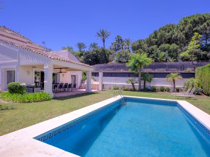 Villa for rent in La Quinta, Benahavis