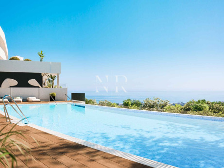 Apartamento en Altos de Los Monteros de nueva construcción en venta