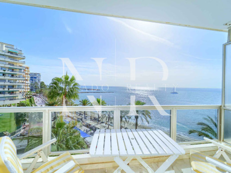 Appartement  dans l'immeuble Palm Beach en première ligne de plage dans le centre de Marbella à vendre