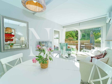 Apartment in Urbanization Jardines del Mar reformed for sale
