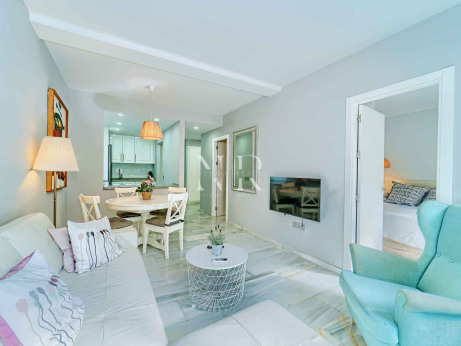 Apartment in Urbanization Jardines del Mar reformed for sale