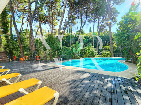 Apartment in Jardín del Mediterráneo on the beachfront for sale