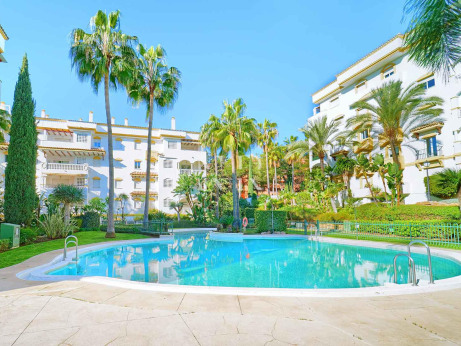Apartment in Hacienda Nagüeles close to the sea