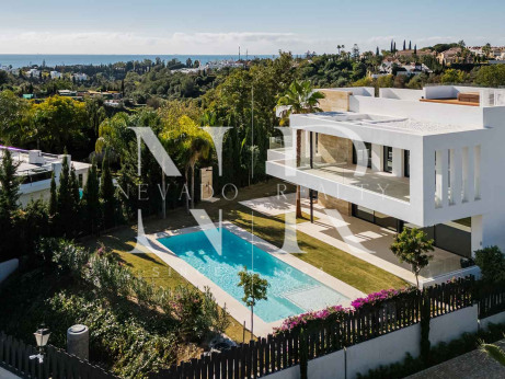 Villa à Lomas del Virrey dans une communauté fermée avec vue panoramique à vendre