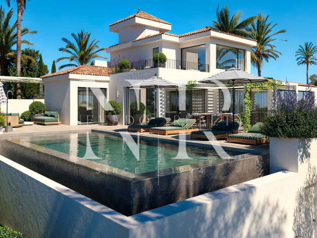 Villa nouvellement construite à Los Naranjos Hill Club à vendre