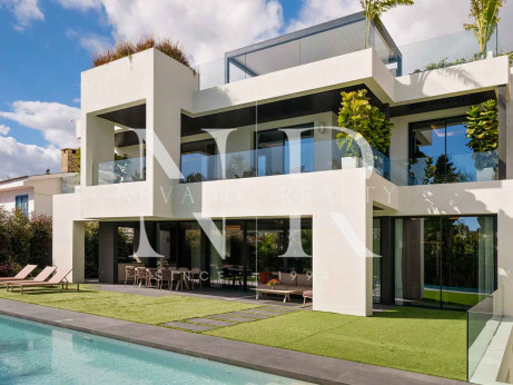 Villa design à vendre dans l'urbanisation Casablanca