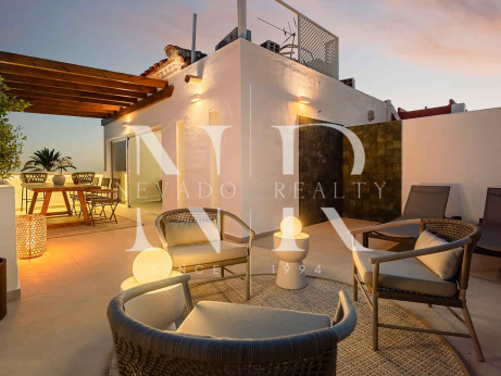 Completely refurbished townhouse in Las Cumbres de Marbella for sale