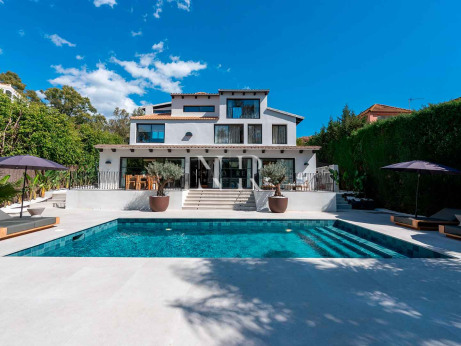 Villa en Nueva Andalucía completamente reformada en venta