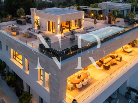 Penthouse in the Epic by Fendi development with private pool for sale