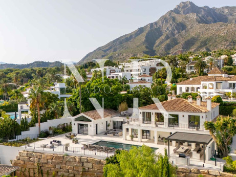 Villa entièrement rénovée à vendre à Rocío de Nagüeles