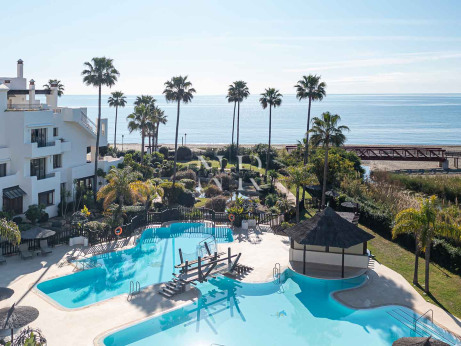 Appartement à vendre dans le complexe résidentiel Bahía del Velerín, en première ligne de plage