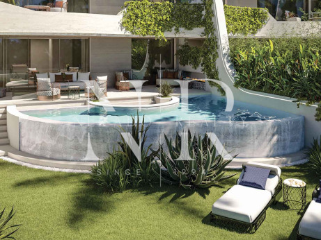 Apartment on the Golden Mile just minutes from the beach for sale
