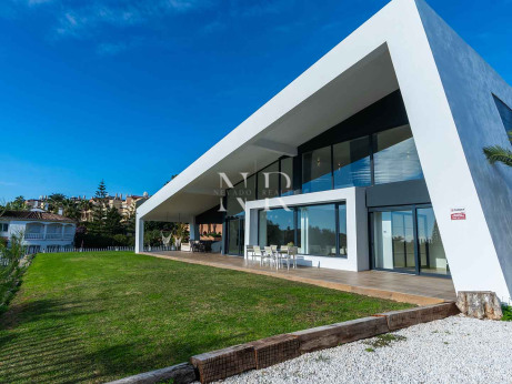 Villa en Bel Air de diseño con vistas al mar en venta