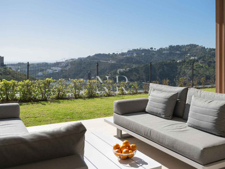 Appartement à vendre dans le lotissement Real de la Quinta avec vue panoramique sur la mer