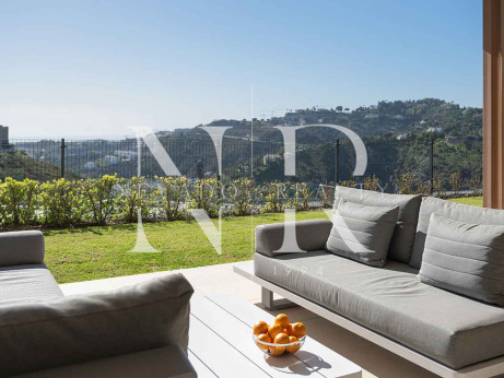 Appartement à vendre dans le lotissement Real de la Quinta avec vue panoramique sur la mer
