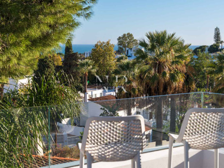 Villa en Nueva Andalucía en venta