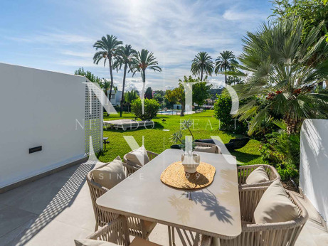 Adosada en Urbanización La Rinconada completamente reformada en venta