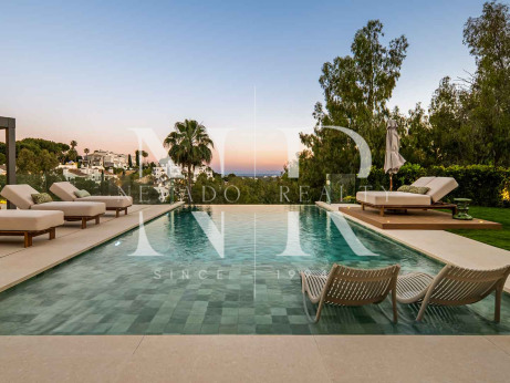 Villa avec vue sur la mer à Benahavís, Málaga, à vendre