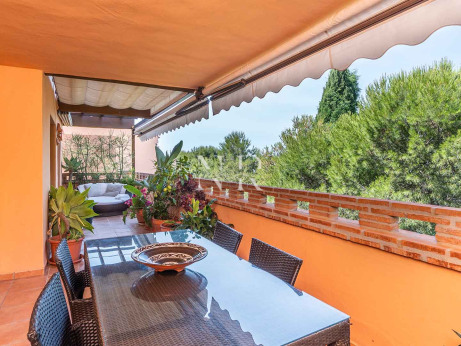 Apartamento en venta en Milla de Oro