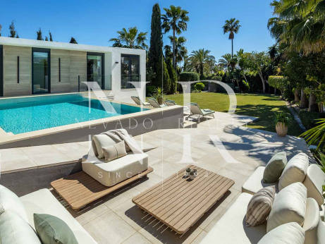 Villa moderne à vendre à Nueva Andalucía, Marbella