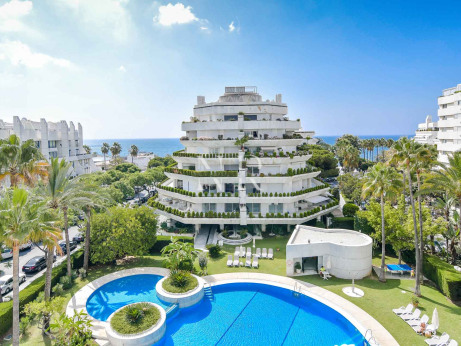 Appartement à vendre dans l'immeuble Poseidón, à deux pas de la plage.