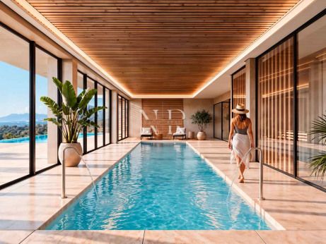 Adosado en venta en Serenity Hills Marbella, Elviria, con vistas al mar