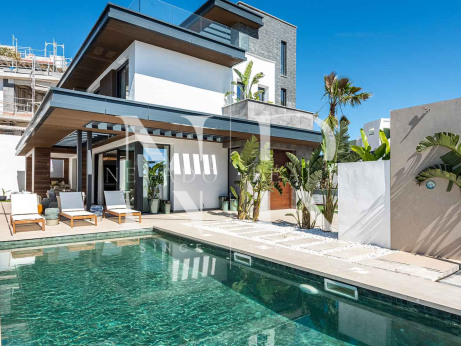 New-build villa for sale in La Cala de Mijas