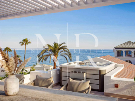 Penthouse à vendre à Dominion Beach, Estepona, en première ligne de plage