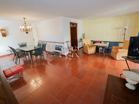 Apartment for renovation in Marbella town center
