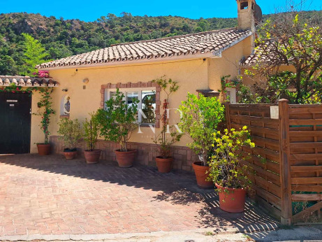 Villa à vendre dans le centre de Benahavís