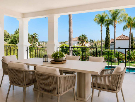 Villa in El Paraíso, Estepona for sale