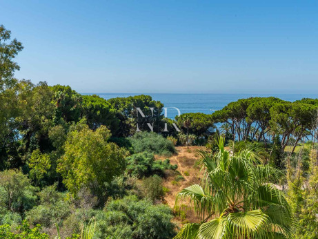 Beachfront apartment with sea views in Jardin Mediterraneo