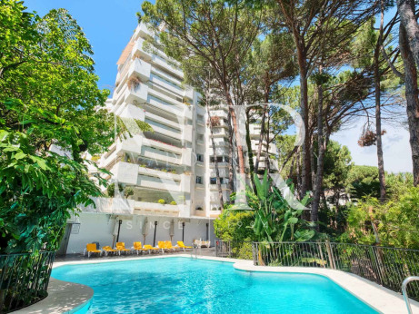 Beachside Apartment in Jardín del Mediterráneo for sale