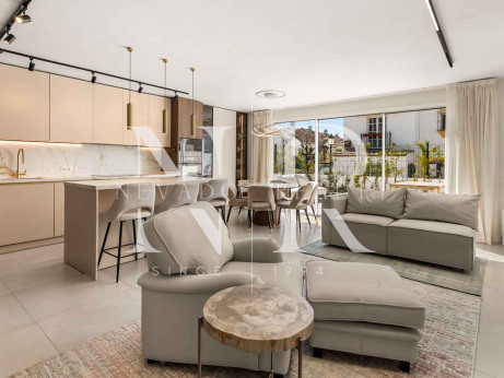 Maison mitoyenne à El Campanario, Estepona à vendre