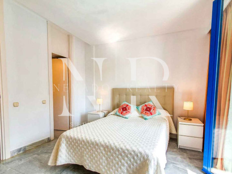 Apartamento con vistas al mar al lado de la playa en Marbella centro en venta,