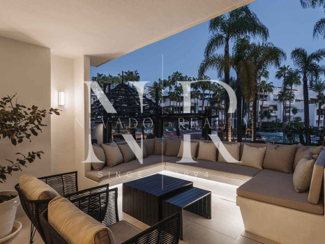 Apartamento completamente renovado en Marina Puente Romano en venta