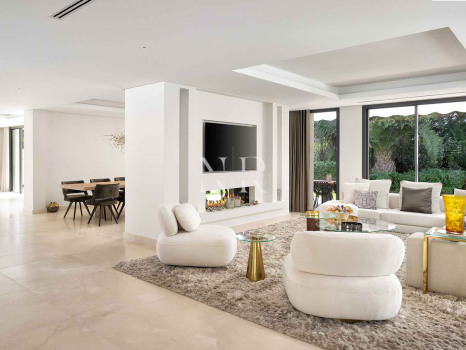 Villa en Urbanización Marbesa completamente renovada muy cerca de la playa en venta