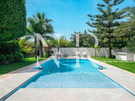 Villa en Urbanización Marbesa completamente renovada muy cerca de la playa en venta